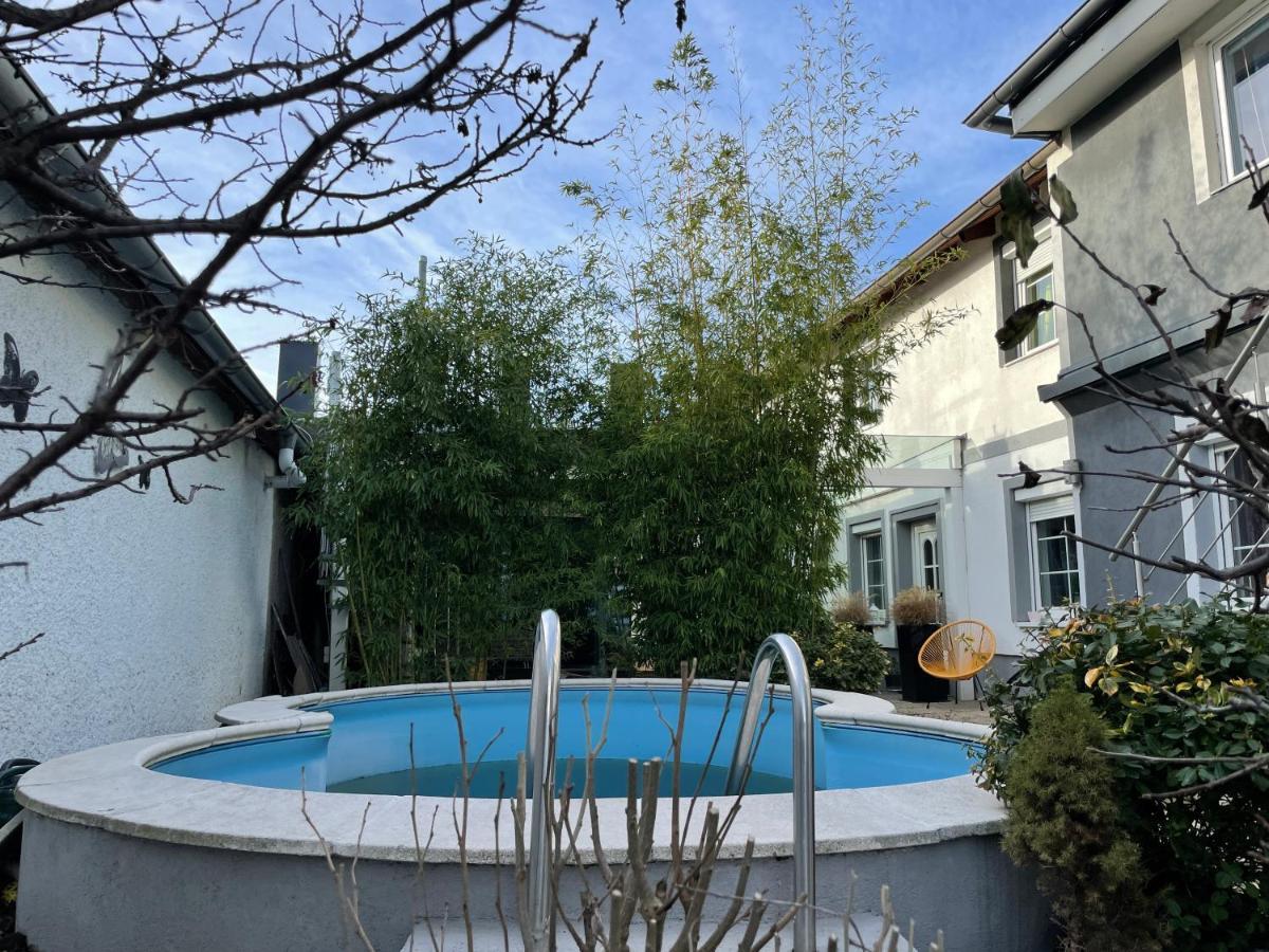 Cheap Outlet Center Apartment With Pool Parndorf Exteriér fotografie