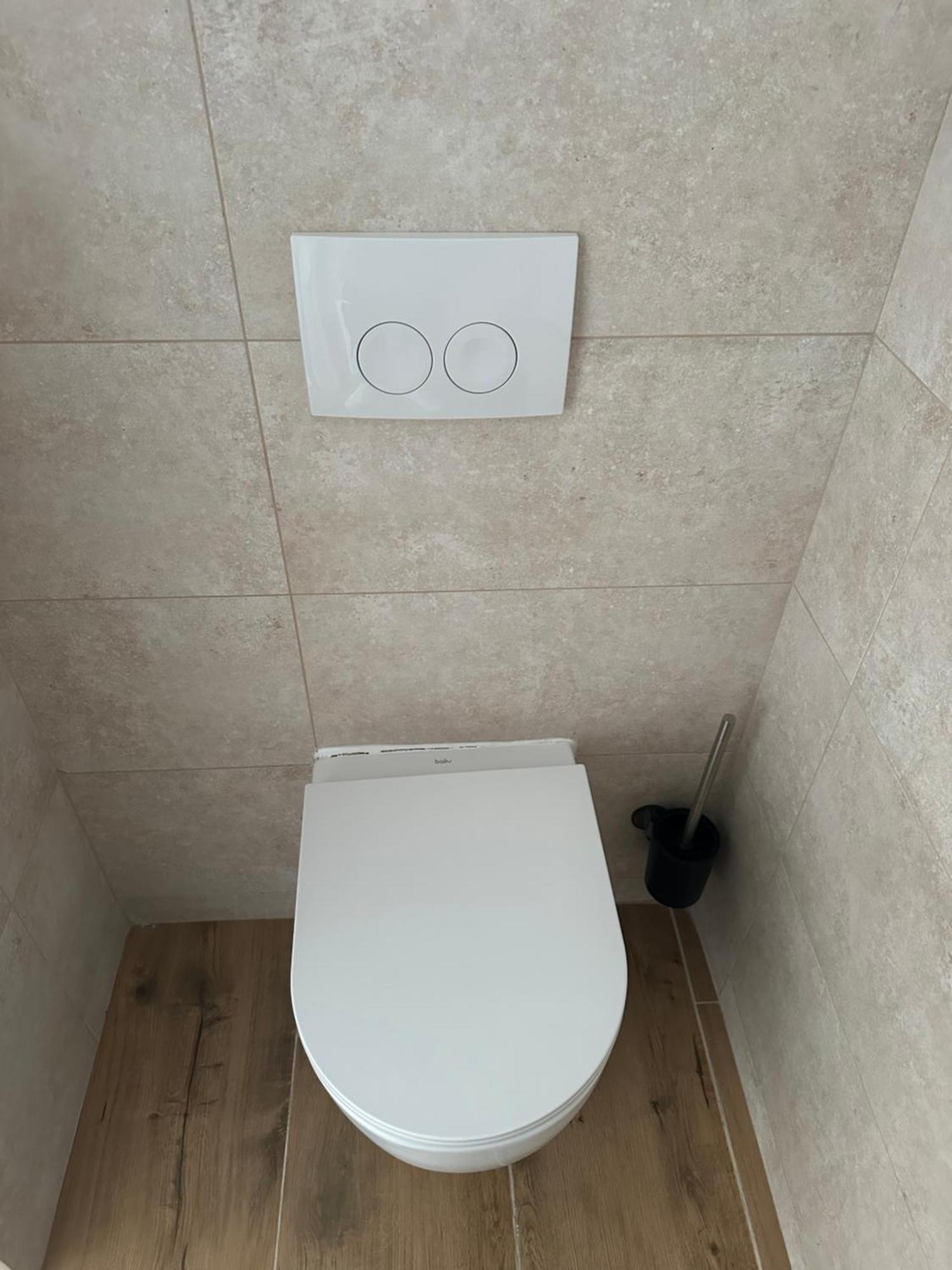Cheap Outlet Center Apartment With Pool Parndorf Exteriér fotografie